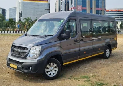 17 Seater Urbania Traveller