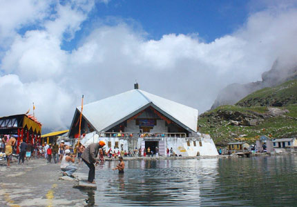Hemkunt Sahib Darshan Tour